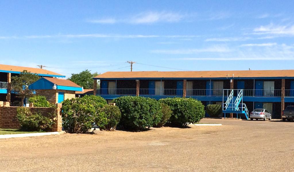 Crystal Palace Inn Brownfield Exterior foto